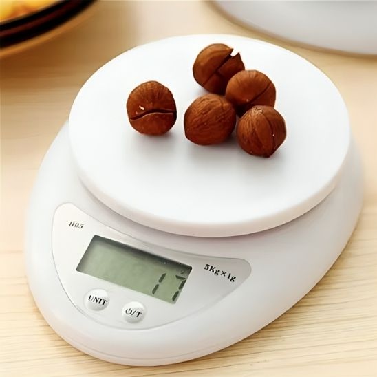 balances de cuisine avec noix