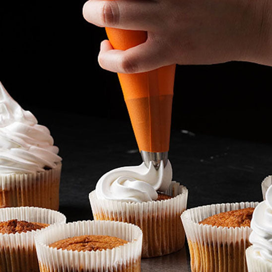 decoration cupcake avec patisserie douille