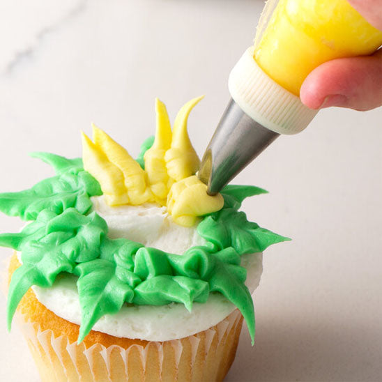 decoration vert jaune avec douille en patisserie