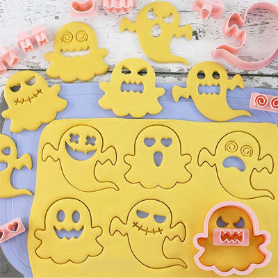 decoupage emporte piece halloween sur pate biscuit
