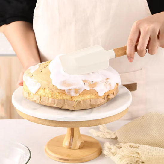 dressage gateau avec spatule