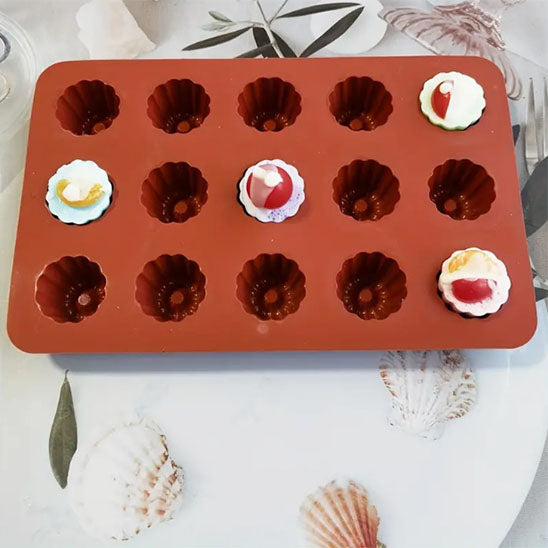 gateau dans moules en silicone