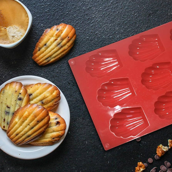 madeleine avec moule a madeleine rouge