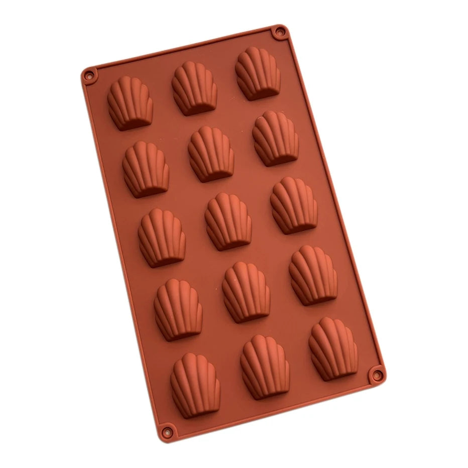 Moule à madeleine en silicone 15 empreintes format standard cuisson uniforme
