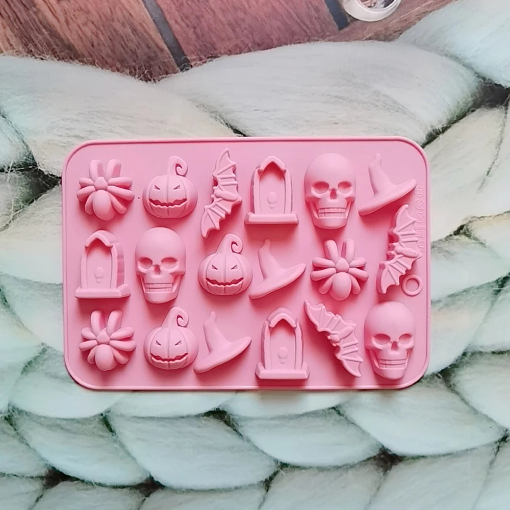 moules en silicone couleur rose pastel