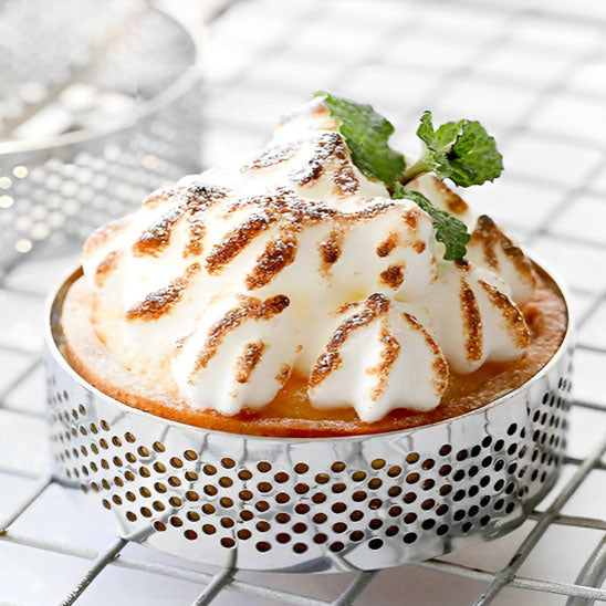 tarte meringue citron dans moule a tarte