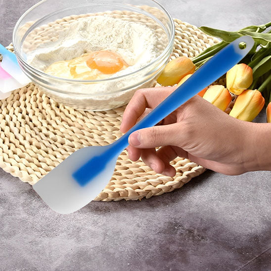 utilisation grande spatule bleu