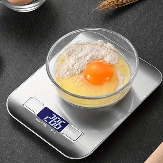 balance cuisine avec preparation gateau