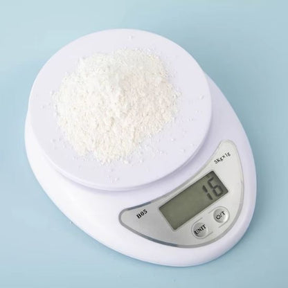 balances de cuisine avec farine