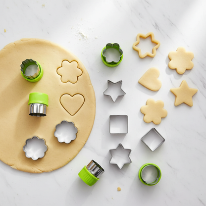 Emporte-pièce professionnel et pâte biscuit 