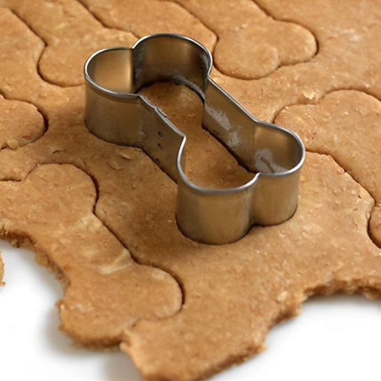 Emporte-pièce professionnel découpé sur pâte biscuit 