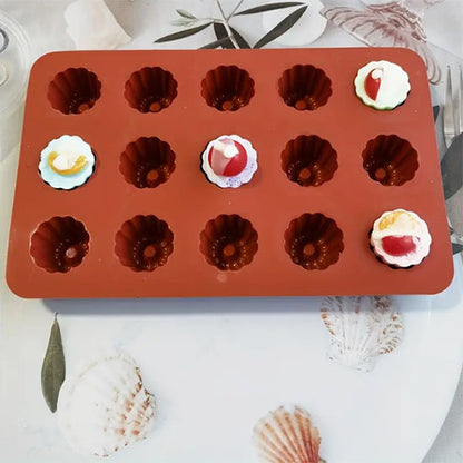 gateau dans moules en silicone
