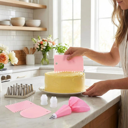 Femme utilisant Kit Pâtisserie Professionnel rose