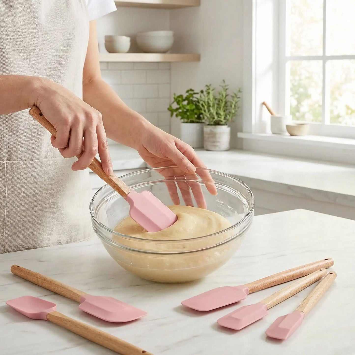 Mélange pâte pâtisserie avec Spatule patisserie