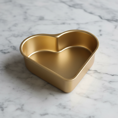 Moule à gateau coeur sur plan travail cuisine