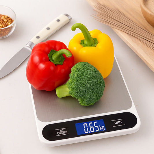 legume avec balance cuisine couleur blanc