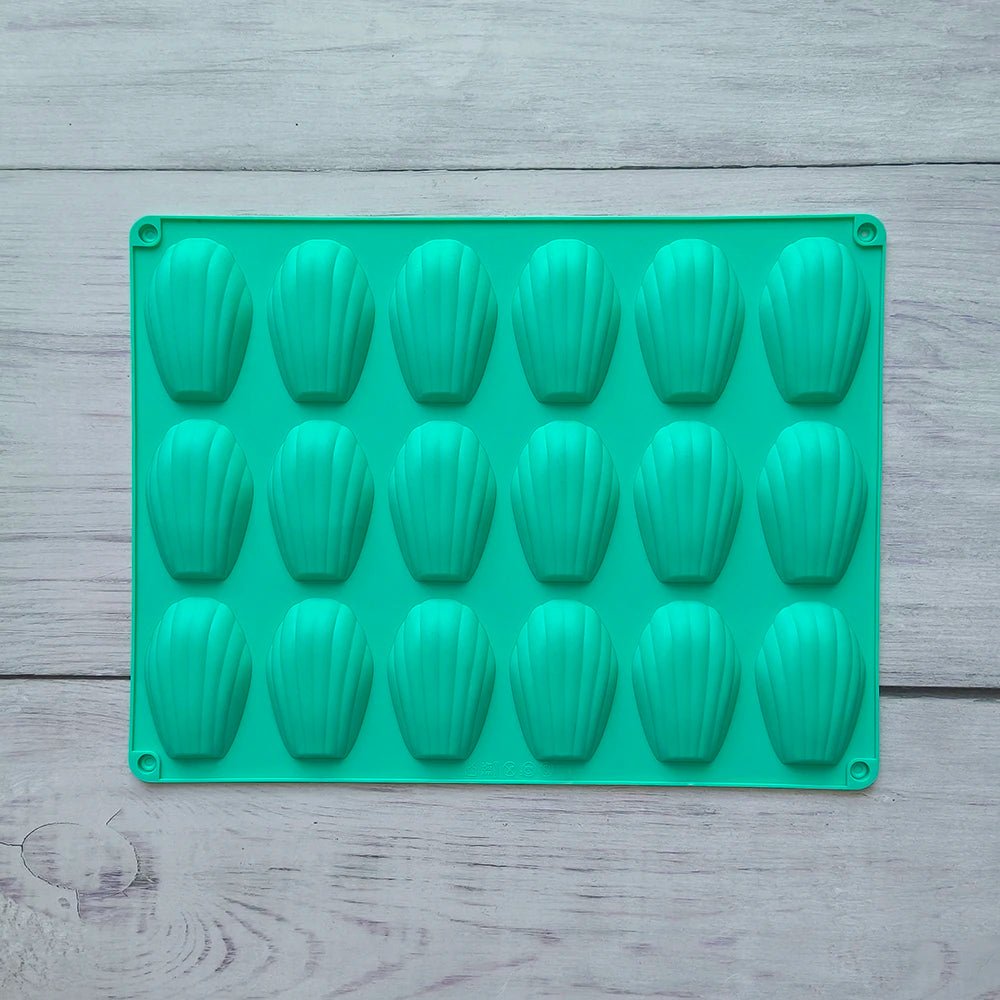 Moule madeleines silicone - 18 Cavités Premium | Madeluxe™ - Mon Rayon Pâtisserie