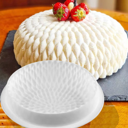 moule silicone et gateau blanc avec fraise