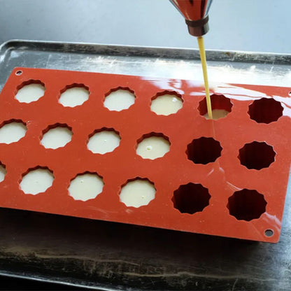 preparation gateau dans moules en silicone