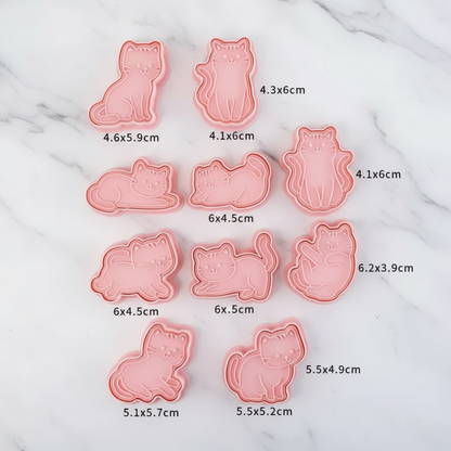 Set 8 Emporte piece pour patisserie chats rose disposés